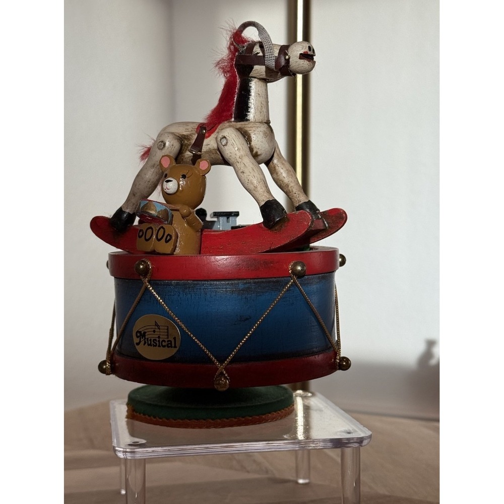 Vintage 1979 Enesco Wooden Rocking Horse Music Box Bear‎ Rotating Ornament Works